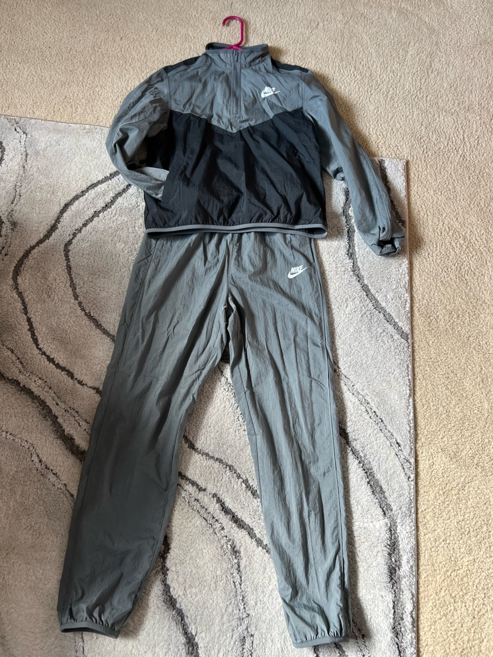 Nike Black and Gray Two-Piece Windbreaker Tracksuit Set (BRAND NEW)